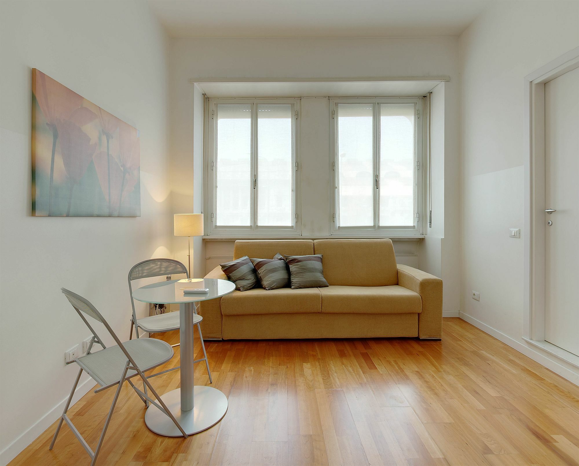 Milan Apartment Rental Eksteriør billede