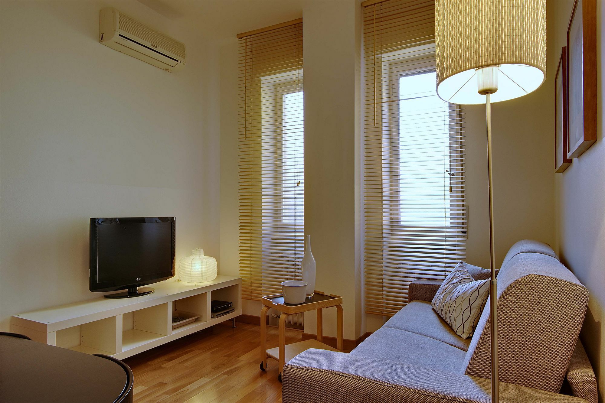 Milan Apartment Rental Eksteriør billede