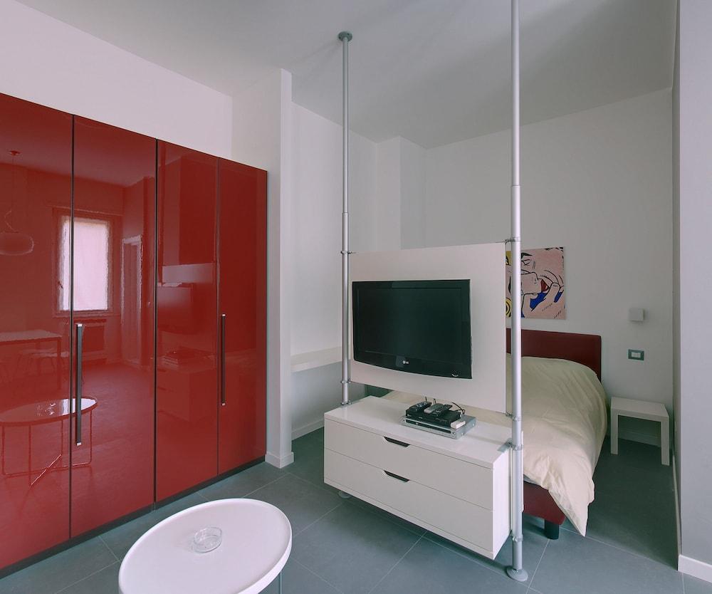 Milan Apartment Rental Værelse billede